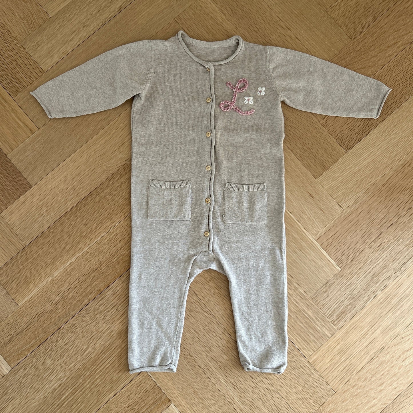 Fine Knit Light Onesie For Babies | 2 Sizes & Colors Available