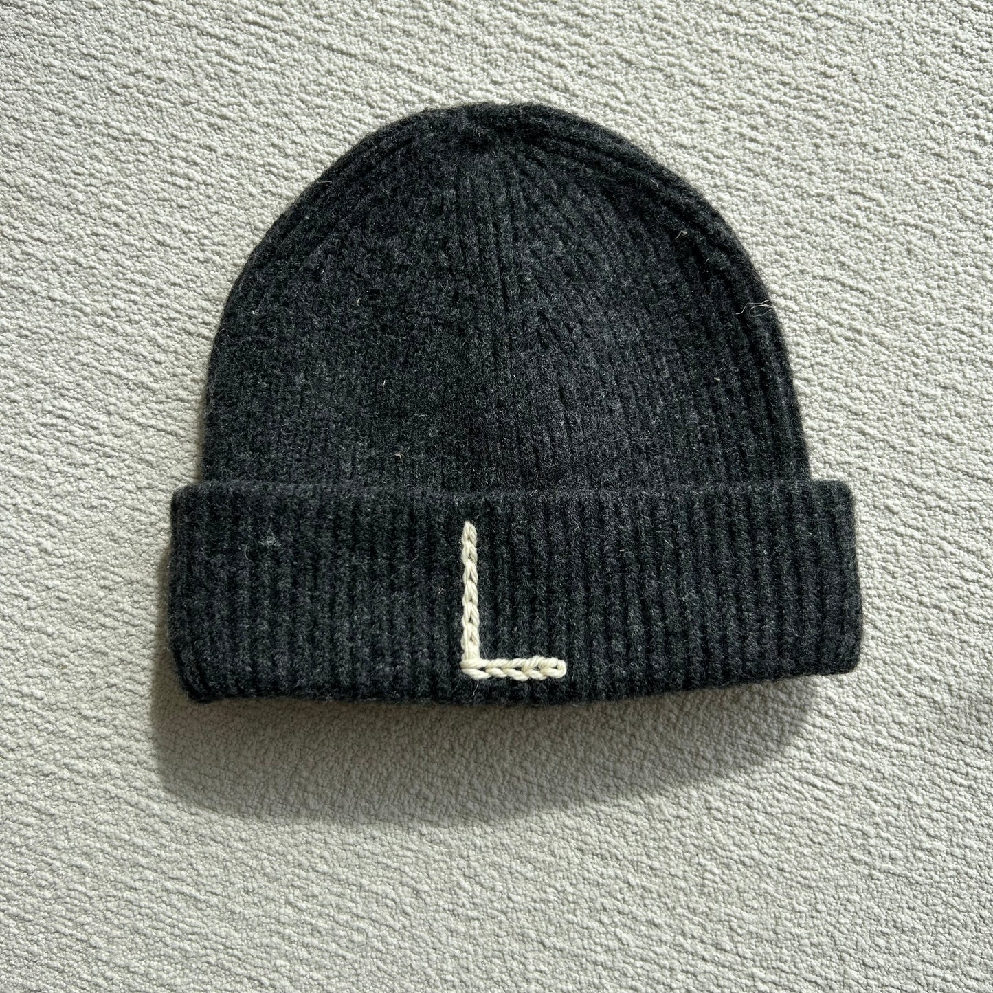 Soft Beanie *PREMIUM COLLECTION* | Ivory & Charcoal, 3-9 YO