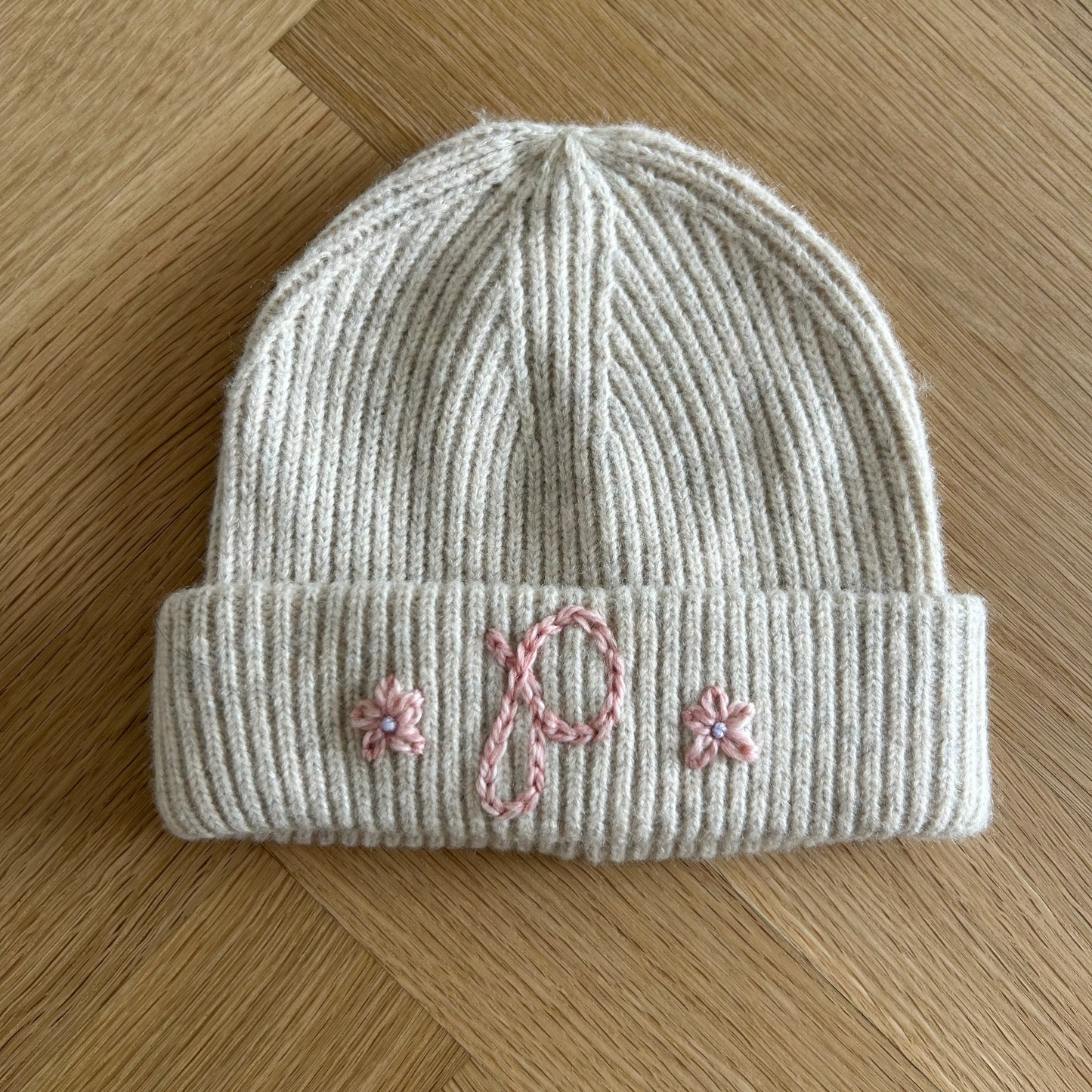 Soft Beanie *PREMIUM COLLECTION* | Ivory & Charcoal, 3-9 YO