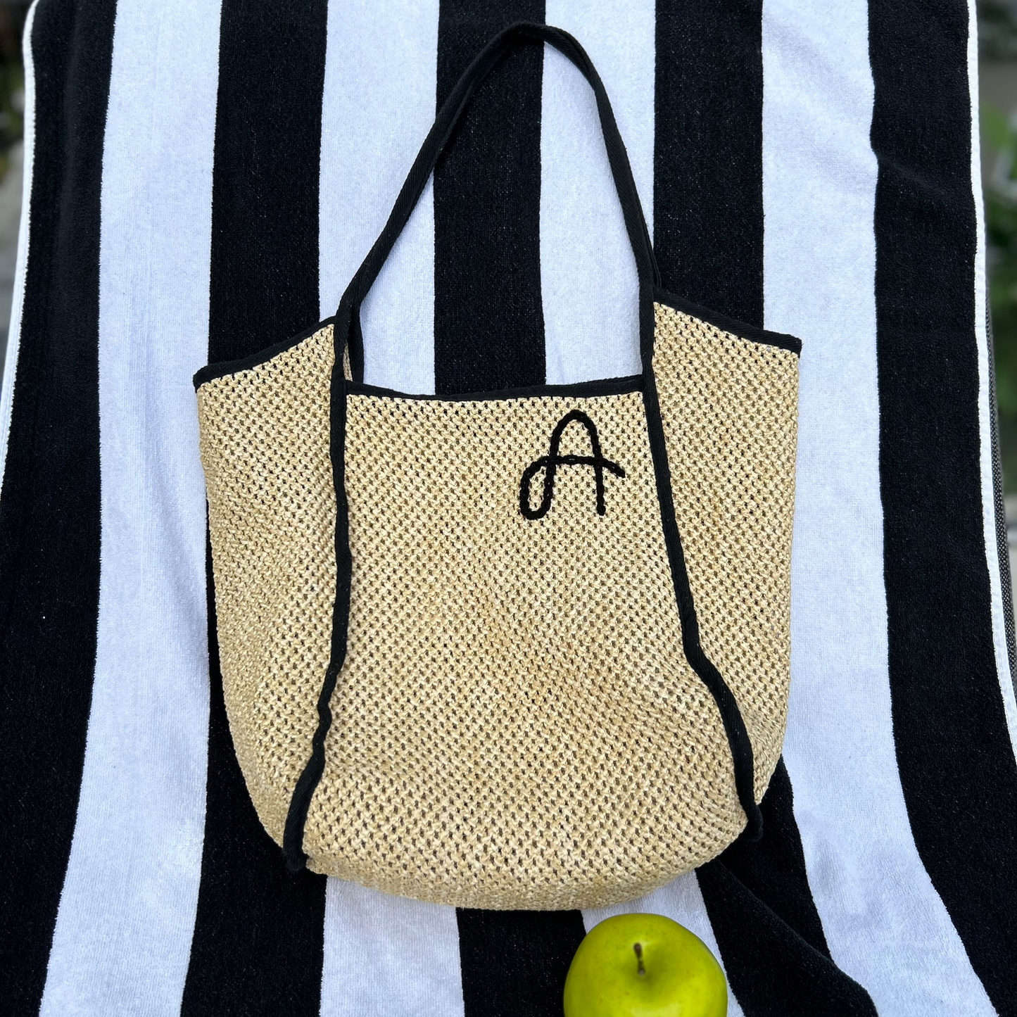 Woven Beach Bag Black & Beige