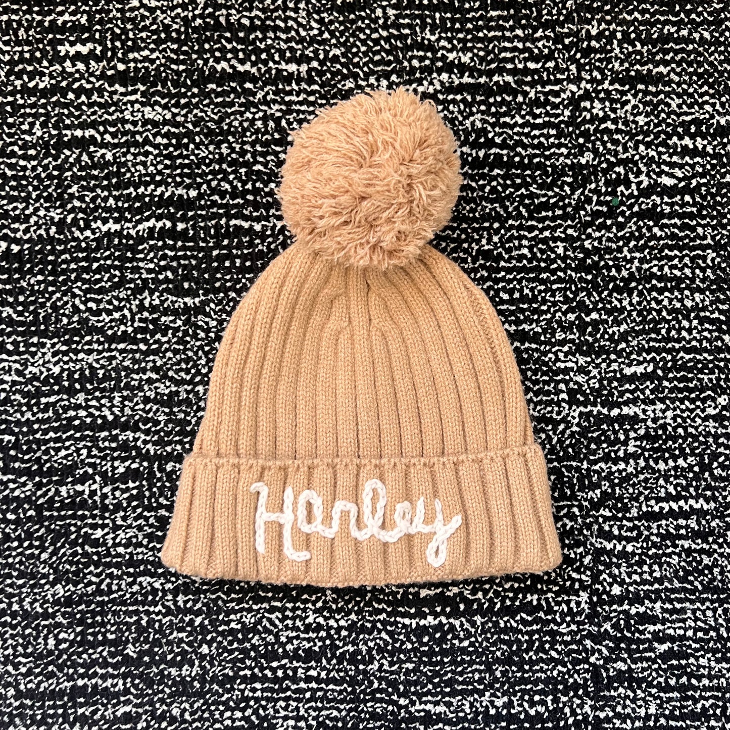 Pom Pom Hat | Winter beanie for 2-5 Years in Beige or Black