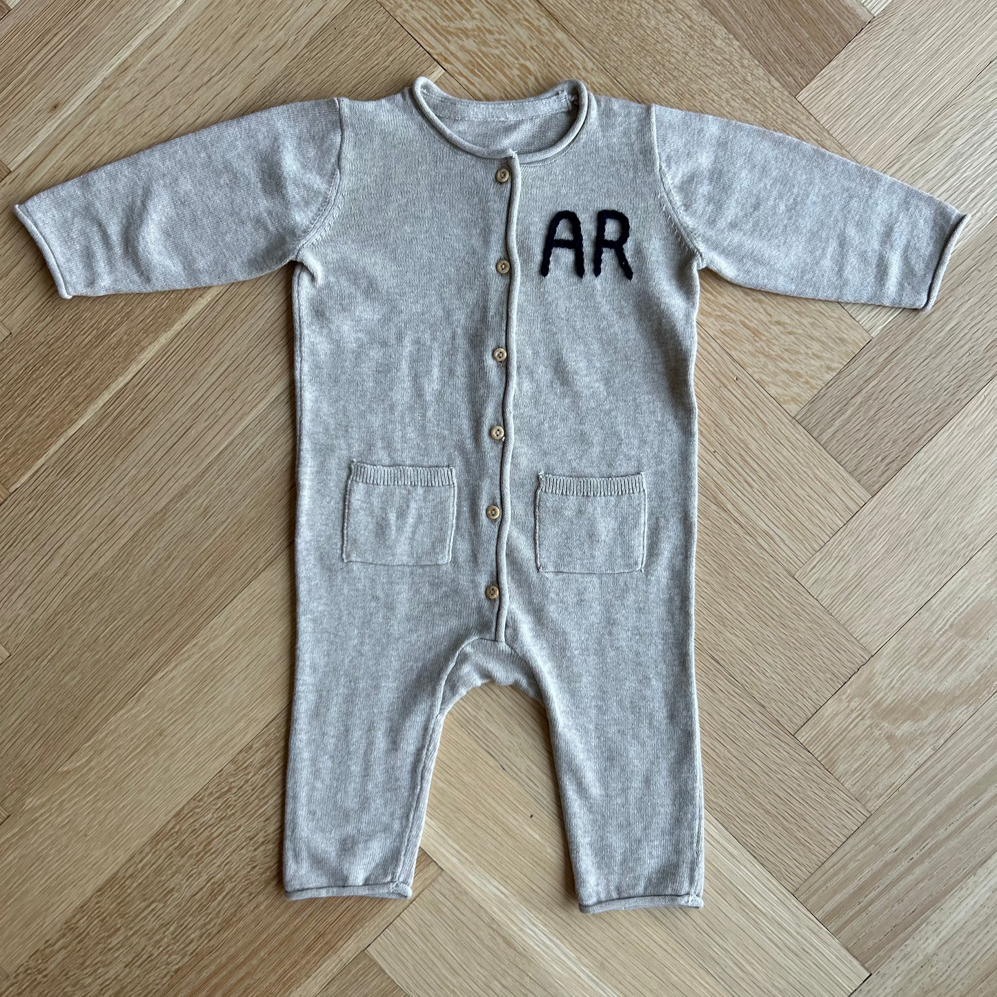 Fine Knit Light Onesie For Babies | 2 Sizes & Colors Available