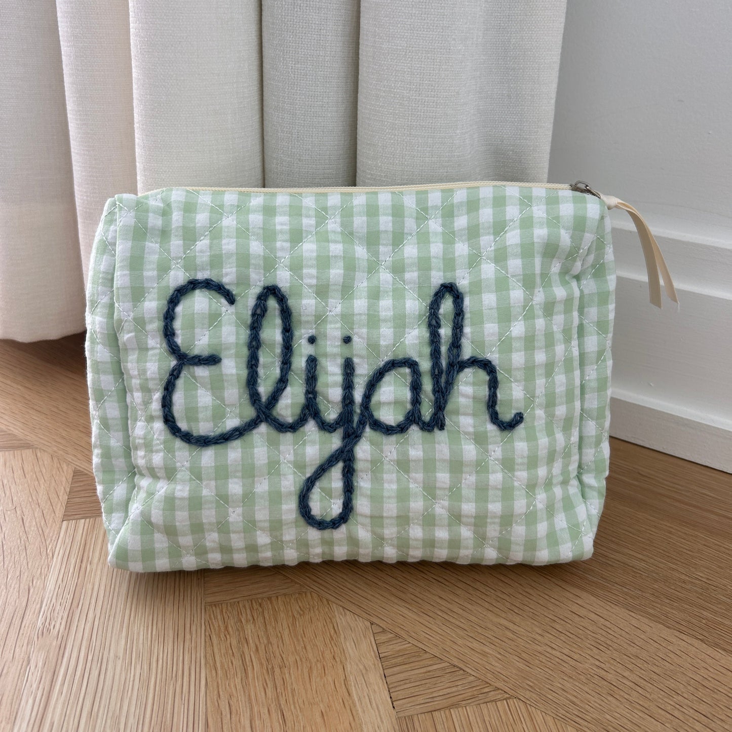 Gingham pouch | Available in Green, Pink or Purple