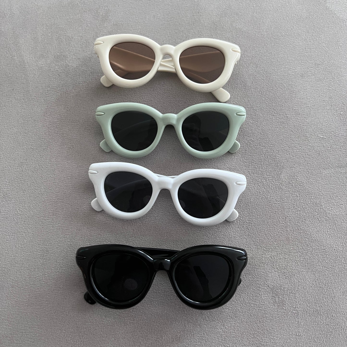 Toddler Wayfarer Sunglasses | Multiple Colors (18M-8 Years)