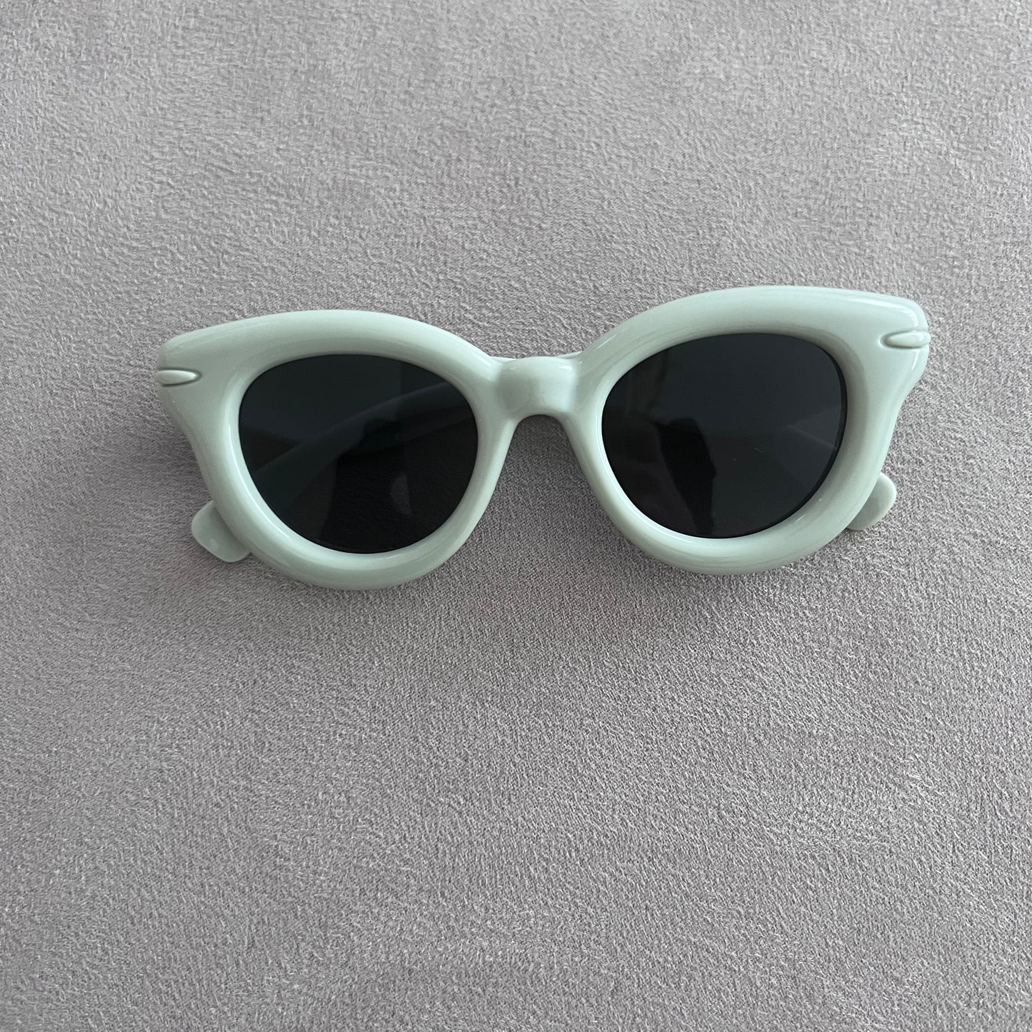 Toddler Wayfarer Sunglasses | Multiple Colors (18M-8 Years)