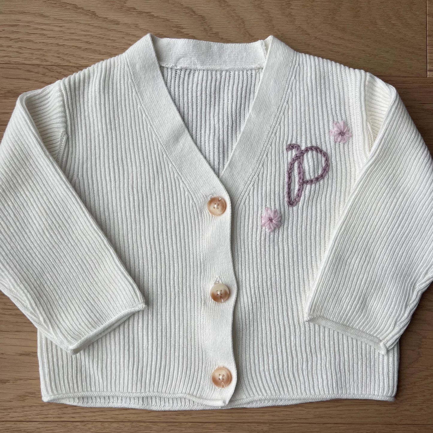 White Oversized Cardi 2-3 Years