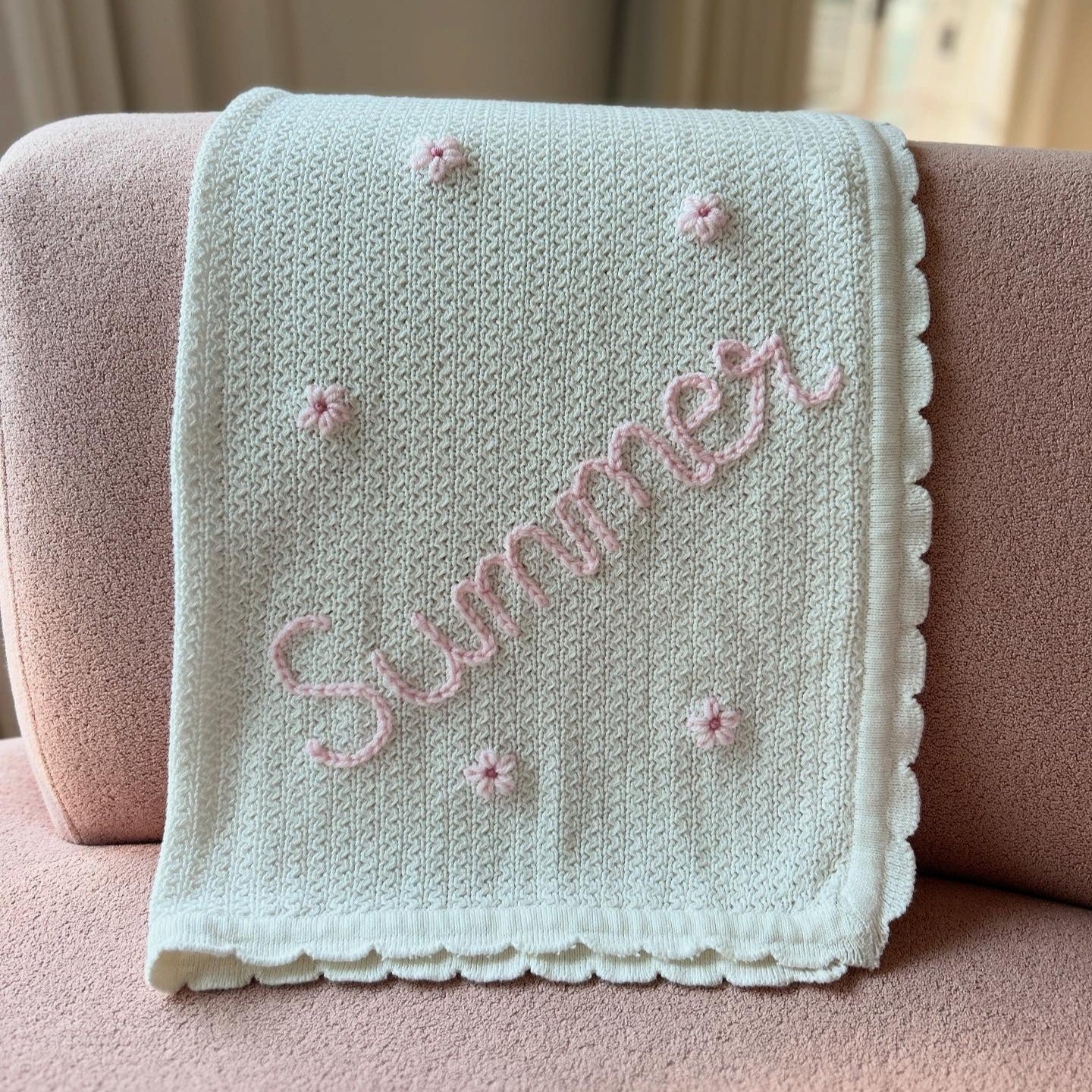Ivory Scalloped Edge Thin Knit Baby Blanket