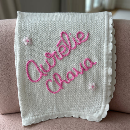 Ivory Scalloped Edge Thin Knit Baby Blanket